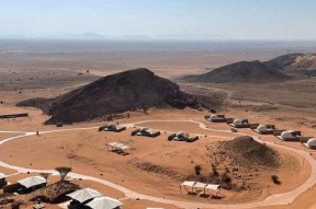 私人荒漠,探索心灵深处的孤独与自由